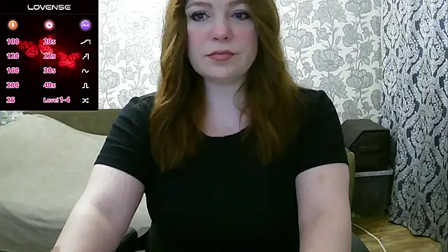 Snapshot of Sabrina_Poison chatting on February 13, 2025, 4:22 am Sabrina Poison online show from February 13, 2025, 4:22 am