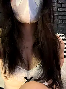 Snapshot of Kyomi-ibaby chatting on October 31, 2025, 10:45 am Kyomi-ibaby online show from October 31, 2025, 10:45 am