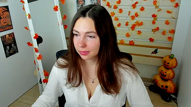 Lexy flower online show from November 2, 2025, 7:35 am