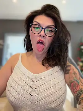 Snapshot of CarlaConnor80 chatting on December 18, 2025, 1:04 pm CarlaConnor80 online show from December 18, 2025, 1:04 pm