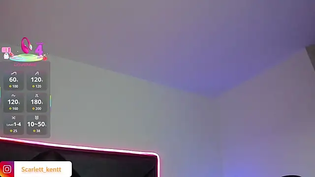 Snapshot of ScarlettAndClark chatting on November 28, 2025, 12:05 pm ScarlettAndClark online show from November 28, 2025, 12:05 pm