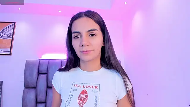 martina mancini online show from October 24, 2025, 12:37 pm