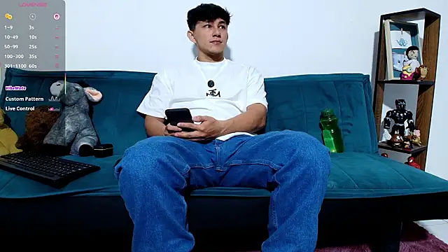 Snapshot of jacques_cardiet chatting on February 20, 2026, 1:46 pm jacques cardiet online show from February 20, 2026, 1:46 pm