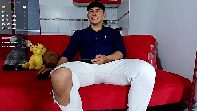 Snapshot of jacques_cardiet chatting on December 21, 2025, 2:52 pm jacques cardiet online show from December 21, 2025, 2:52 pm