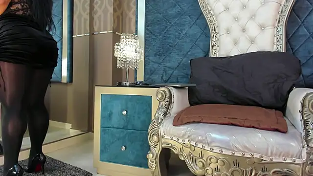 Janna Rousse  online show from November 3, 2025, 12:20 pm