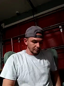 kumincider online show from March 4, 2026, 7:05 am