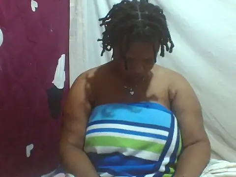 Snapshot of big-clts chatting on December 17, 2025, 7:57 am big-clts online show from December 17, 2025, 7:57 am