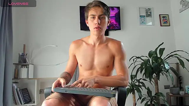 manucute 23  online show from September 30, 2025, 3:51 pm