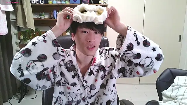 IroManager online show from December 16, 2025, 3:38 pm