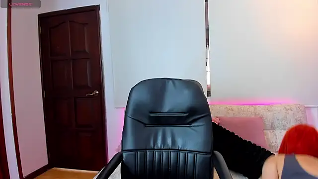 Irina bx online show from November 27, 2025, 8:31 pm