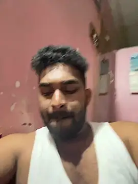 Snapshot of Handsomehunk_4U chatting on January 23, 2025, 4:48 pm Handsomehunk 4U online show from January 23, 2025, 4:48 pm