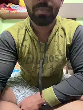 Snapshot of Handsomehunk_4U chatting on March 12, 2025, 3:40 pm Handsomehunk 4U online show from March 12, 2025, 3:40 pm