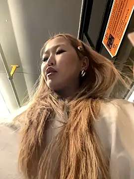 Snapshot of Aiko_Yumi chatting on January 10, 2026, 4:57 pm Aiko Yumi online show from January 10, 2026, 4:57 pm