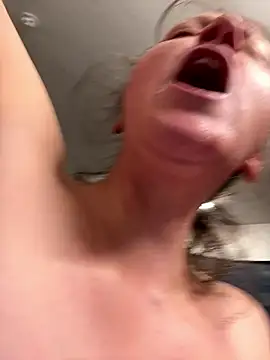 SexyB214 online show from November 27, 2025, 10:54 pm