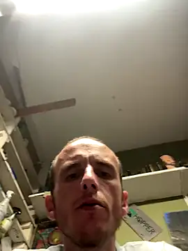 Snapshot of tleaper21101 chatting on September 14, 2025, 6:14 am tleaper21101 online show from September 14, 2025, 6:14 am