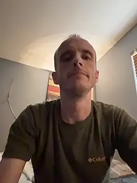 Snapshot of tleaper21101 chatting on October 10, 2025, 4:19 pm tleaper21101 online show from October 10, 2025, 4:19 pm