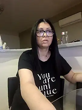 Milf Abigail online show from January 8, 2026, 1:44 am