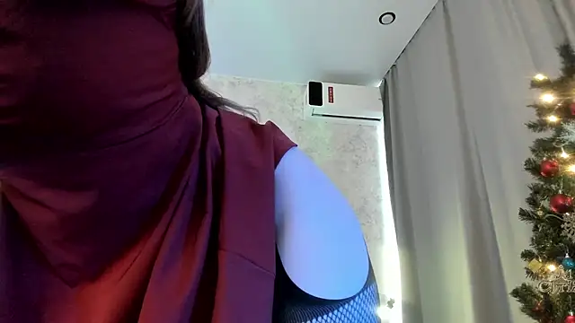 LissaCain online show from December 23, 2025, 7:18 am