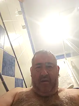 Snapshot of polla_calientes47 chatting on October 4, 2025, 9:05 pm polla calientes47 online show from October 4, 2025, 9:05 pm