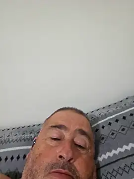 Snapshot of polla_calientes47 chatting on October 23, 2025, 8:18 pm polla calientes47 online show from October 23, 2025, 8:18 pm