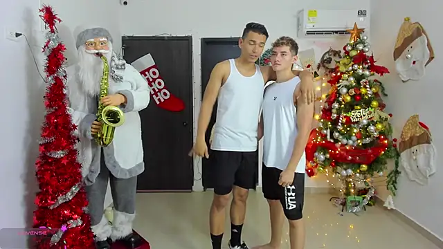 Snapshot of badguyss_bisex chatting on December 21, 2025, 11:34 am badguyss bisex online show from December 21, 2025, 11:34 am