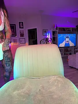 caseykey online show from September 21, 2025, 1:11 am