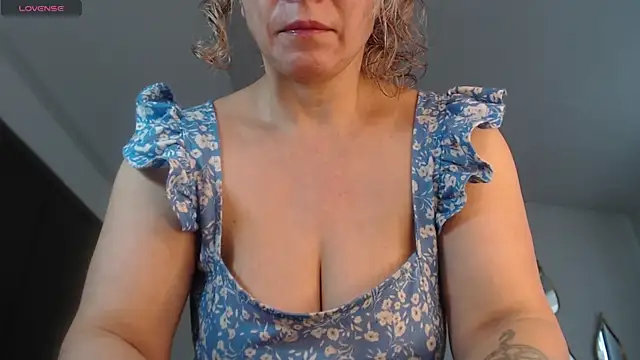 Ingridbergman online show from July 15, 2026, 1:40 pm