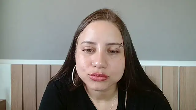 Snapshot of 520_Loirex_741 chatting on December 15, 2025, 1:17 pm 520 Loirex 741 online show from December 15, 2025, 1:17 pm