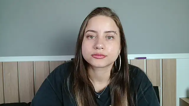 Snapshot of 520_Loirex_741 chatting on December 17, 2025, 6:35 pm 520 Loirex 741 online show from December 17, 2025, 6:35 pm