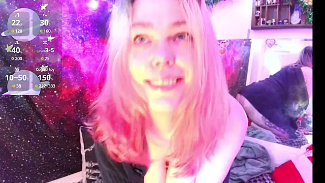 EverlyEster online show from December 7, 2024, 11:45 am