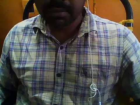 Snapshot of yoursexy1432 chatting on September 29, 2025, 6:53 am yoursexy1432 online show from September 29, 2025, 6:53 am