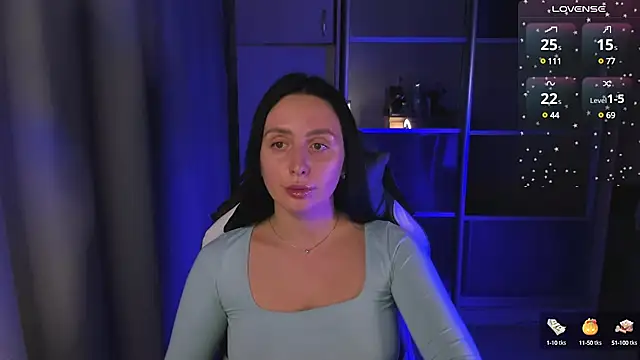 Snapshot of Christy_Calypso chatting on March 4, 2025, 9:43 pm Christy Calypso online show from March 4, 2025, 9:43 pm