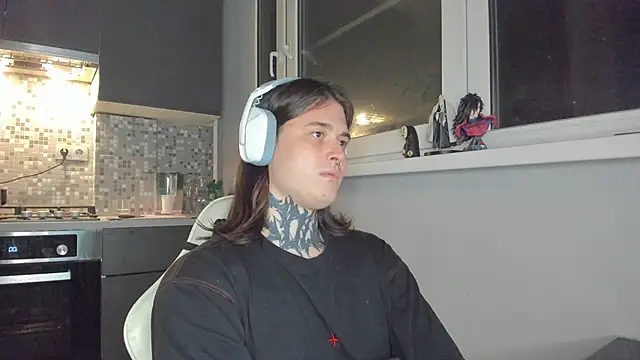  torfin  online show from March 8, 2025, 12:22 am