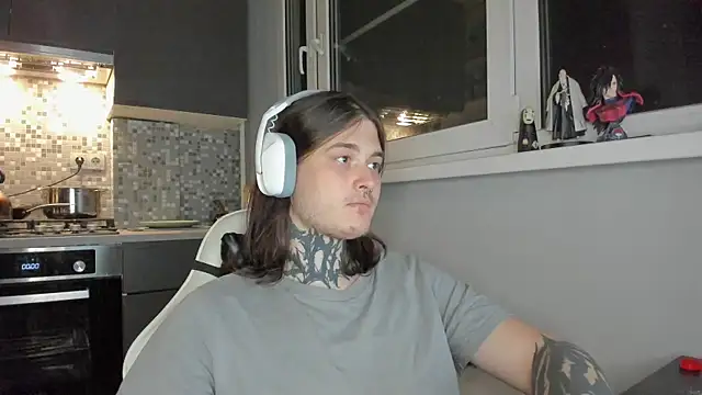  torfin  online show from March 21, 2025, 7:57 pm