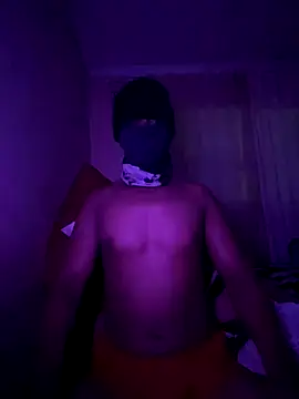 Snapshot of StallionPiper12 chatting on October 20, 2025, 8:53 pm StallionPiper12 online show from October 20, 2025, 8:53 pm