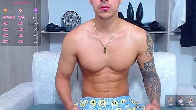 Snapshot of Tristan-bm chatting on October 24, 2025, 1:32 pm Tristan-bm online show from October 24, 2025, 1:32 pm