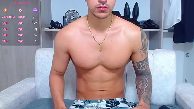 Snapshot of Tristan-bm chatting on October 25, 2025, 11:09 am Tristan-bm online show from October 25, 2025, 11:09 am