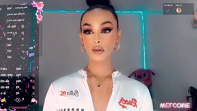  Riannagarcia  online show from October 30, 2025, 2:43 am