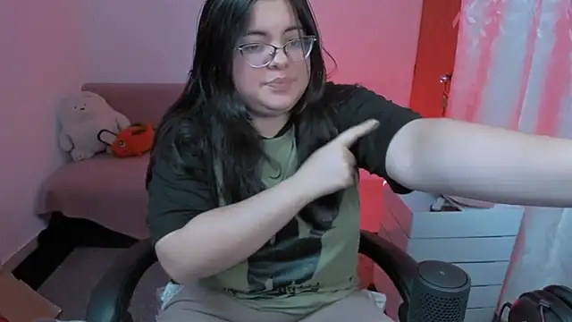 Snapshot of Aria_Fullbuster chatting on November 20, 2025, 9:36 pm Aria Fullbuster online show from November 20, 2025, 9:36 pm