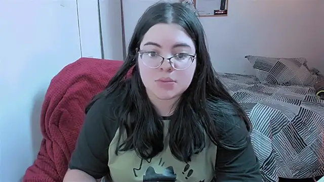 Snapshot of Aria_Fullbuster chatting on October 18, 2025, 9:28 pm Aria Fullbuster online show from October 18, 2025, 9:28 pm