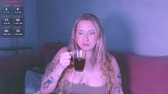 Snapshot of Oh_mylissa chatting on November 8, 2025, 3:15 pm Oh mylissa online show from November 8, 2025, 3:15 pm