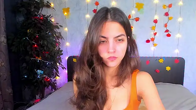 Snapshot of Milana_Crystal_ chatting on December 1, 2025, 7:53 am Milana Crystal online show from December 1, 2025, 7:53 am