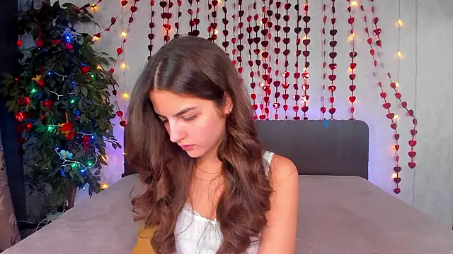 Milana Crystal  online show from March 1, 2026, 8:14 am