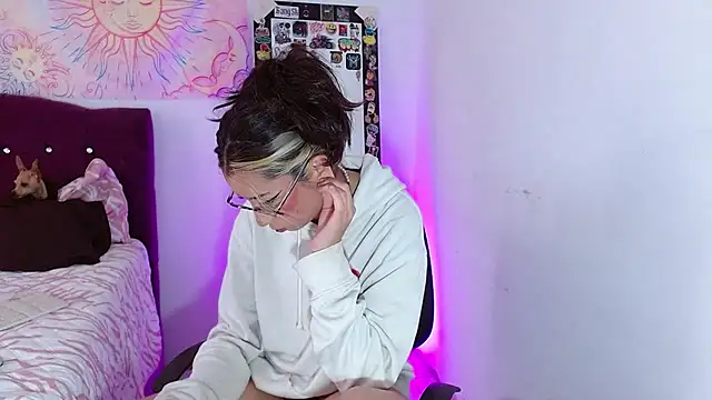 squirt charlott online show from November 25, 2025, 5:02 pm