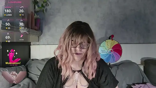 Snapshot of Lola-squirt chatting on January 6, 2025, 10:58 pm Lola-squirt online show from January 6, 2025, 10:58 pm