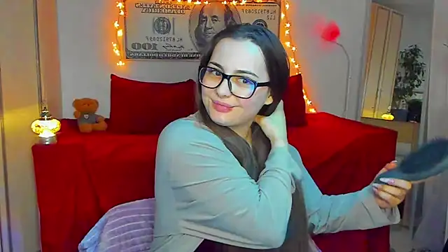 Snapshot of _extraterrestrial_ chatting on May 4, 2026, 10:12 pm extraterrestrial online show from May 4, 2026, 10:12 pm