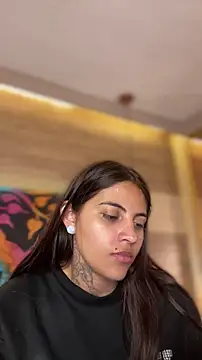 Cori Paige online show from December 17, 2025, 4:17 am