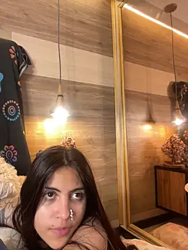 Cori Paige online show from December 3, 2025, 4:35 am