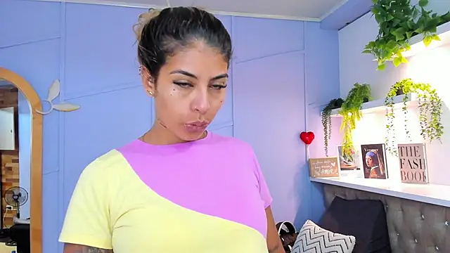 Georgina-coule online show from March 11, 2025, 12:06 pm