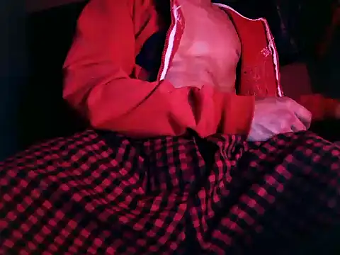 Snapshot of andrescaraballo chatting on September 19, 2025, 5:11 am andrescaraballo online show from September 19, 2025, 5:11 am